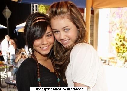 Miley &... - saya - miley cirus<viata privata departe de hannah>