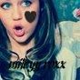 poze cu miley - saya - miley cirus<viata privata departe de hannah>